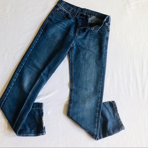 Calvin Klein Skinny Jeans. Size: 14 - Picture 2 of 8
